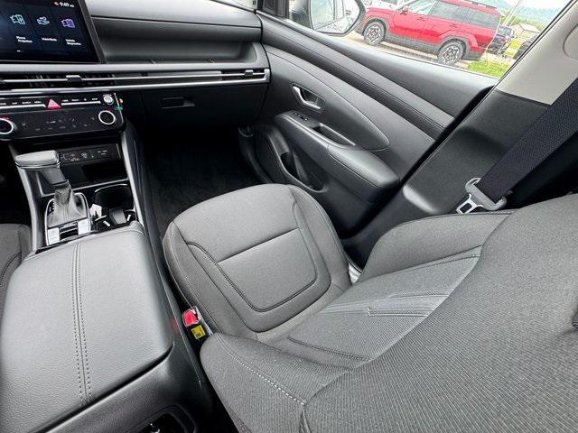 new 2025 Hyundai Tucson car, priced at $33,775