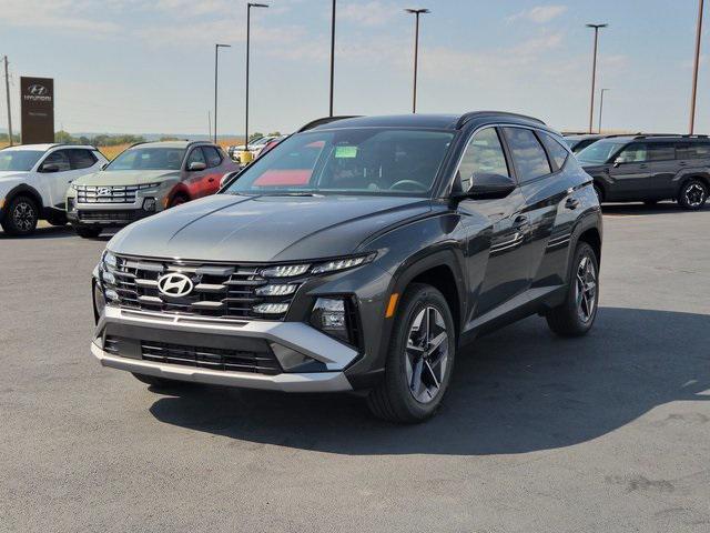 new 2025 Hyundai TUCSON Hybrid car, priced at $37,252
