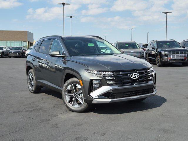 new 2025 Hyundai TUCSON Hybrid car, priced at $37,806