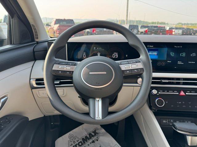 new 2025 Hyundai Tucson car, priced at $33,145
