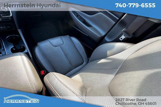 used 2020 Hyundai Santa Fe car, priced at $17,863