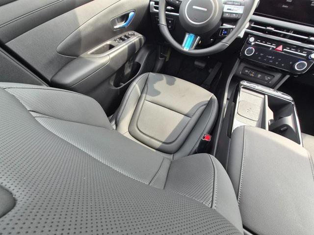 new 2025 Hyundai TUCSON Hybrid car, priced at $37,252