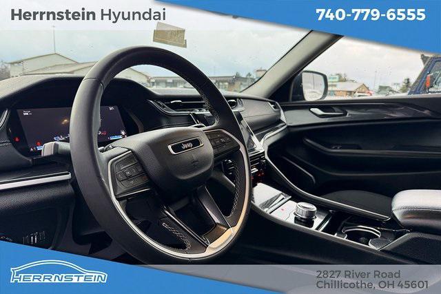 used 2022 Jeep Grand Cherokee car, priced at $28,118