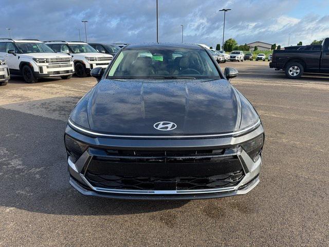 new 2025 Hyundai Sonata car, priced at $30,389