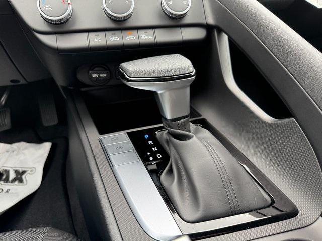 new 2025 Hyundai Elantra car, priced at $23,421
