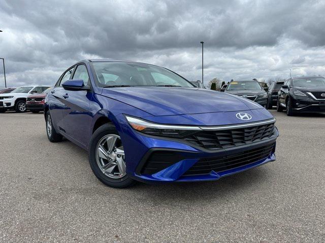 new 2025 Hyundai Elantra car, priced at $23,421