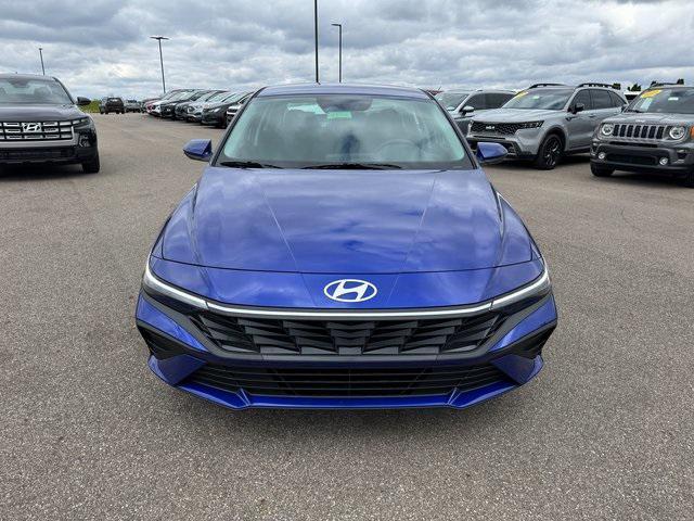 new 2025 Hyundai Elantra car, priced at $23,421