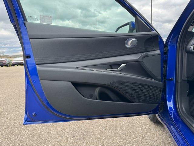 new 2025 Hyundai Elantra car, priced at $23,421