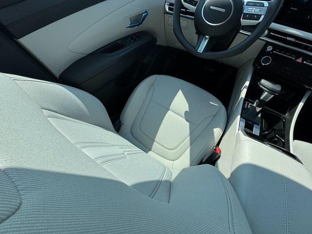 new 2025 Hyundai Tucson car, priced at $33,245