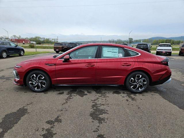 new 2024 Hyundai Sonata car, priced at $28,900