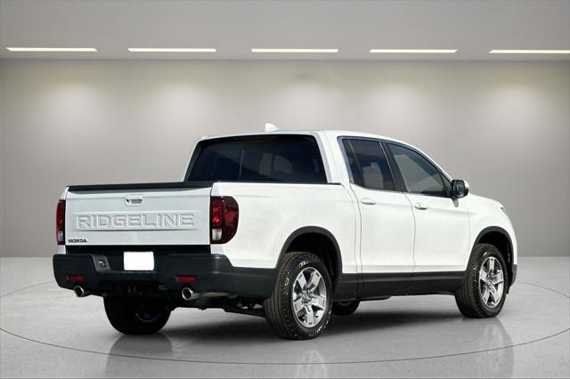 new 2025 Honda Ridgeline car, priced at $44,330