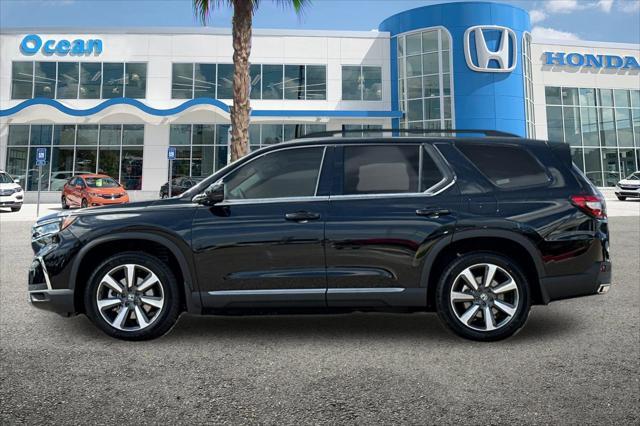 new 2025 Honda Pilot car, priced at $48,950