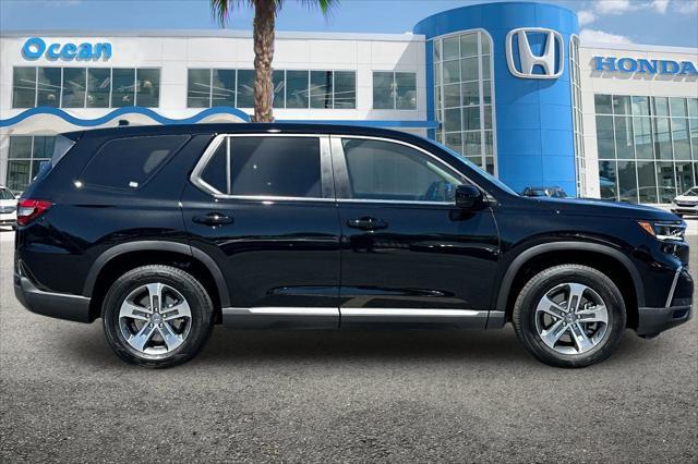 new 2025 Honda Pilot car, priced at $43,395