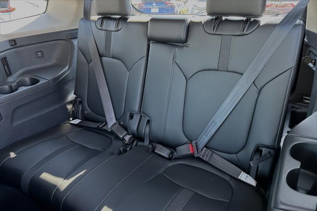 new 2025 Honda Pilot car, priced at $47,450