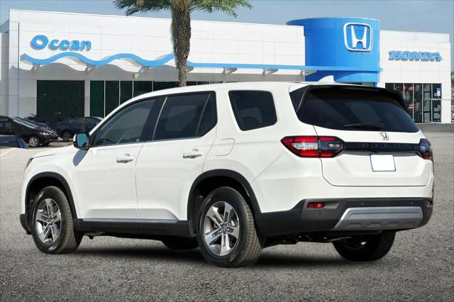 new 2025 Honda Pilot car, priced at $45,405