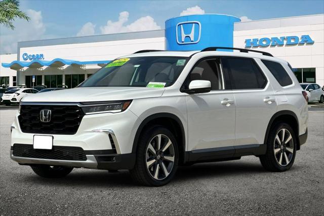 new 2025 Honda Pilot car, priced at $46,600