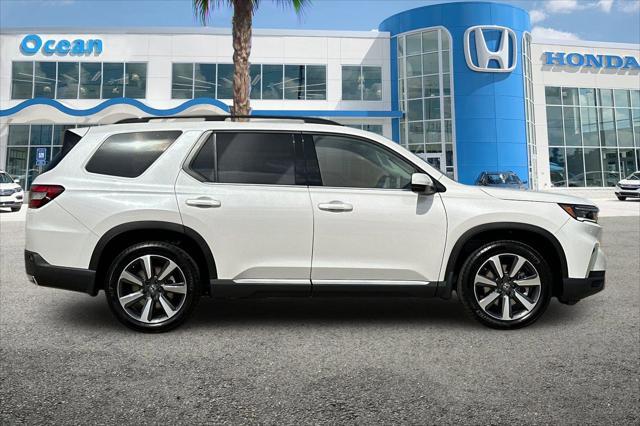 new 2025 Honda Pilot car, priced at $46,600