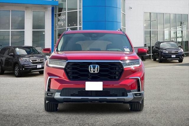 new 2025 Honda Pilot car, priced at $54,985