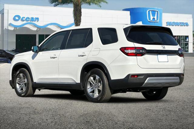 new 2025 Honda Pilot car, priced at $43,100