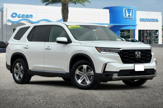 new 2025 Honda Pilot car, priced at $43,830