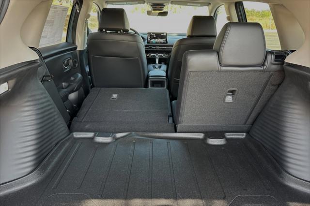 new 2025 Honda HR-V car, priced at $31,350