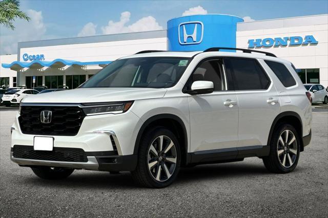 new 2025 Honda Pilot car, priced at $49,350