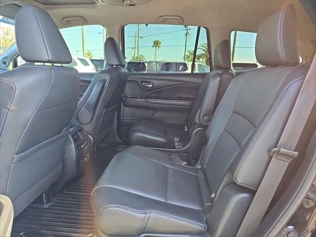 used 2022 Honda Pilot car, priced at $33,833