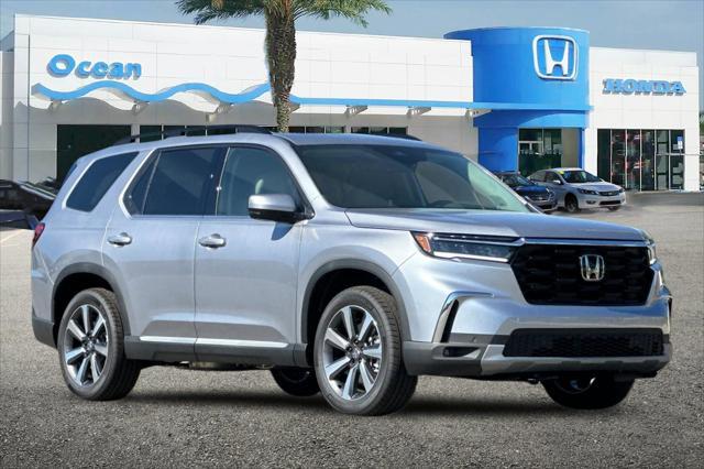 new 2025 Honda Pilot car, priced at $48,895