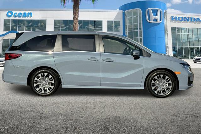 new 2025 Honda Odyssey car, priced at $45,960