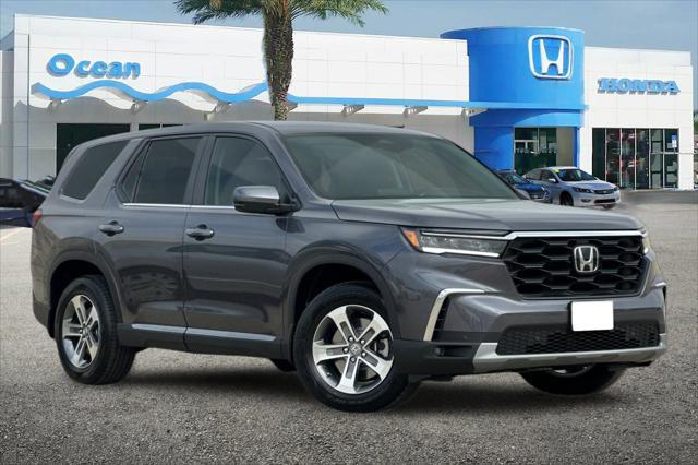 new 2025 Honda Pilot car, priced at $45,680