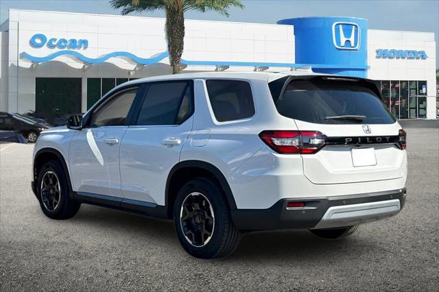 new 2025 Honda Pilot car, priced at $47,550