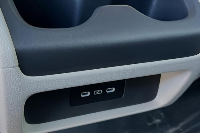 new 2025 Honda Odyssey car, priced at $44,265