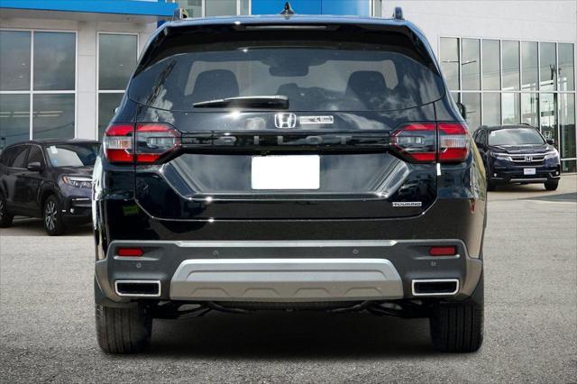 new 2025 Honda Pilot car, priced at $48,895