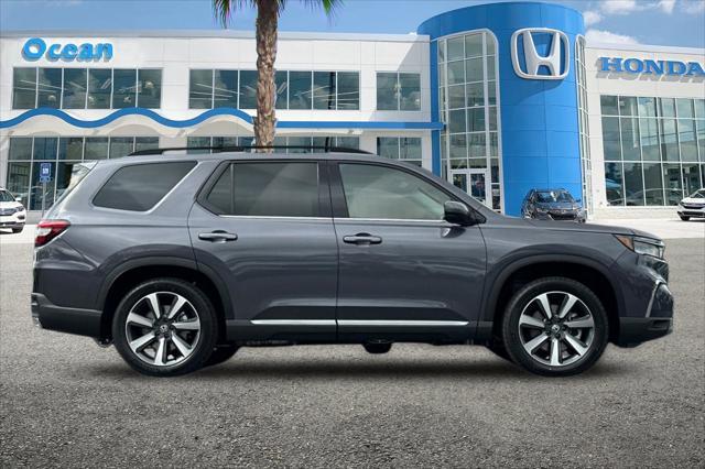 new 2025 Honda Pilot car, priced at $48,950