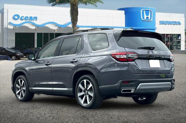 new 2025 Honda Pilot car, priced at $48,950