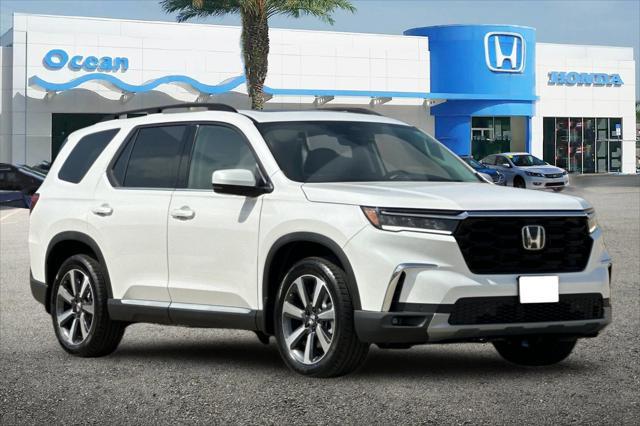 new 2025 Honda Pilot car, priced at $49,405