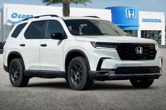 new 2025 Honda Pilot car, priced at $51,250