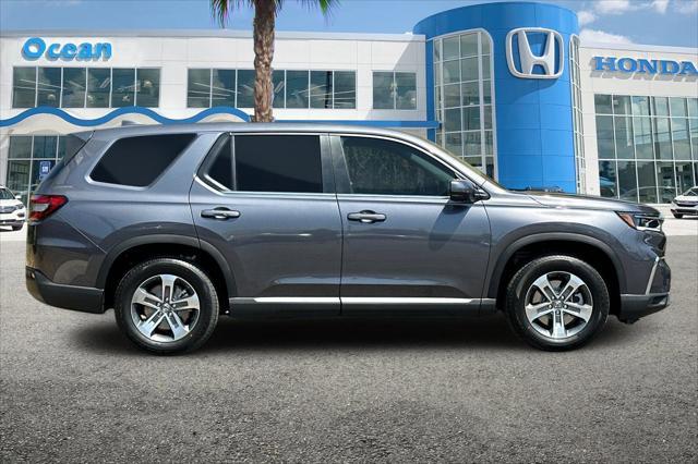 new 2025 Honda Pilot car, priced at $45,175