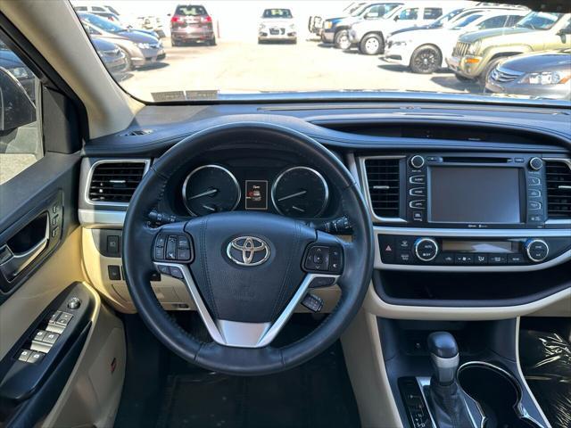 used 2015 Toyota Highlander car, priced at $15,990