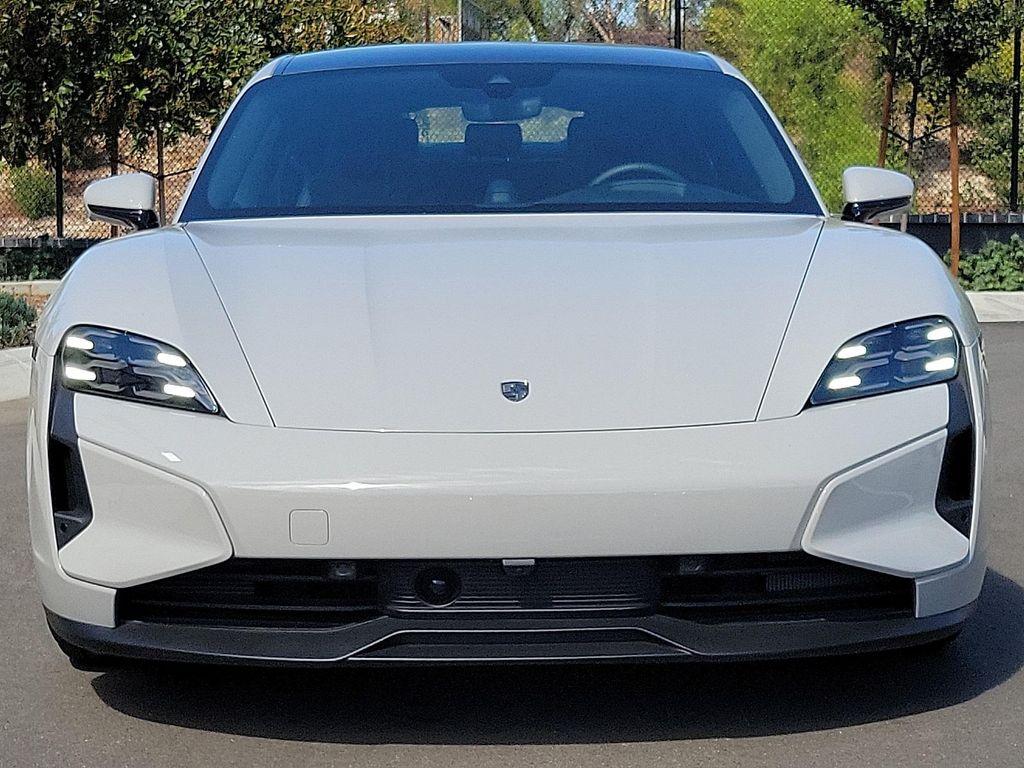 new 2025 Porsche Taycan car