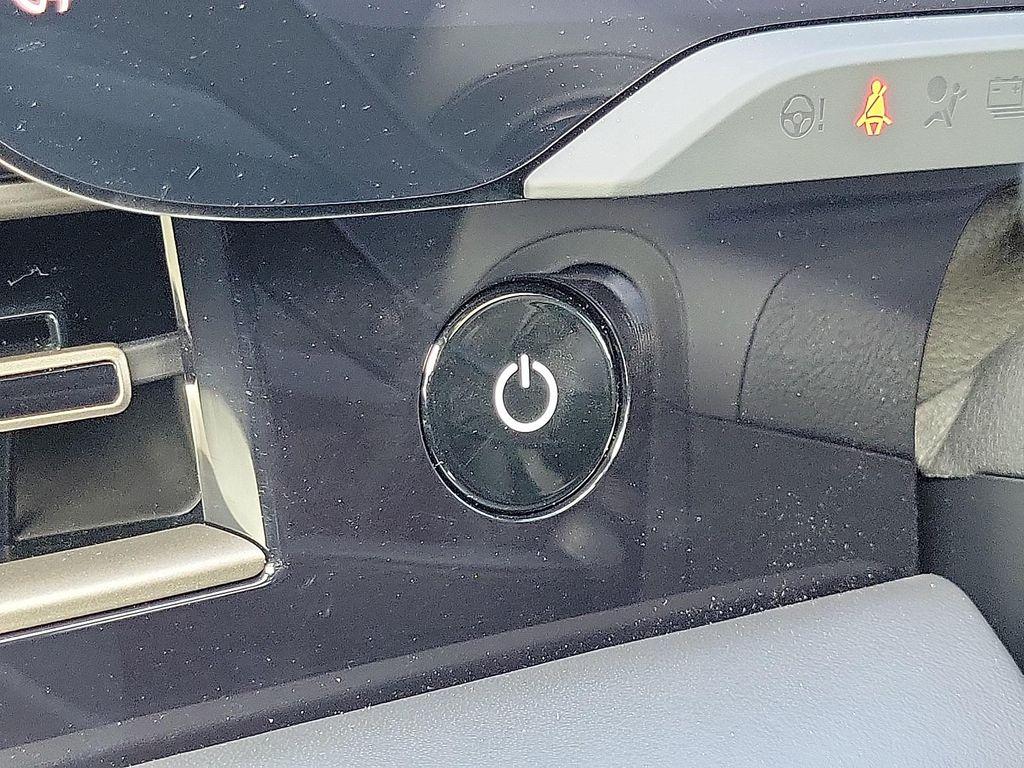 new 2025 Porsche Taycan car