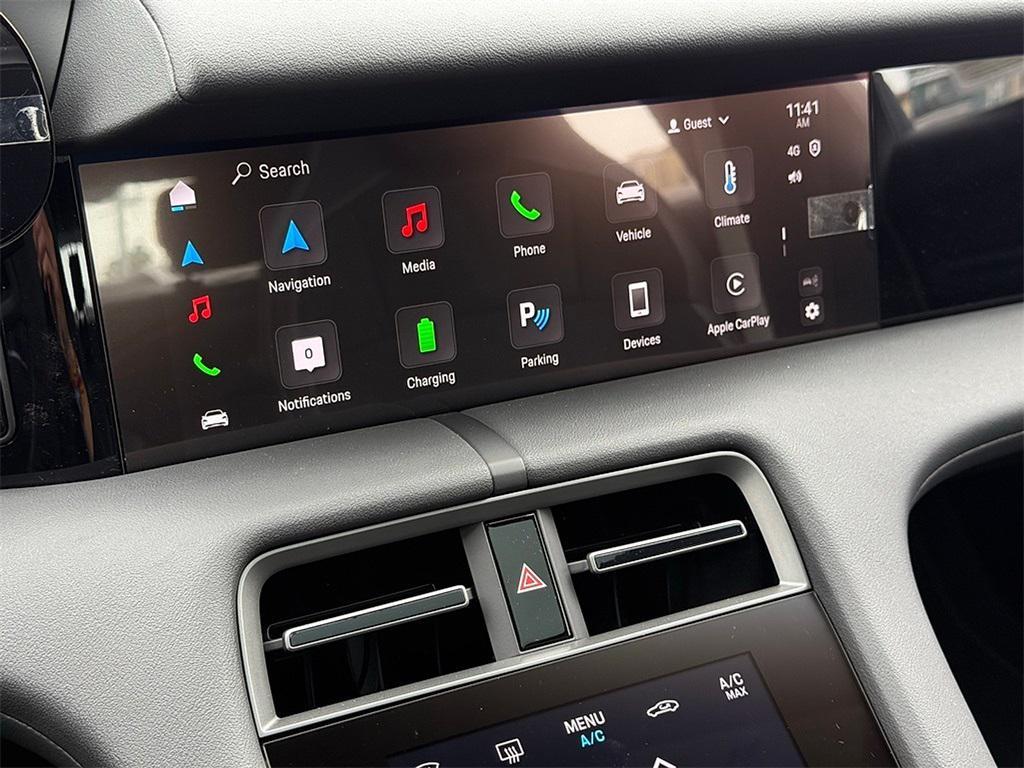 new 2025 Porsche Taycan car