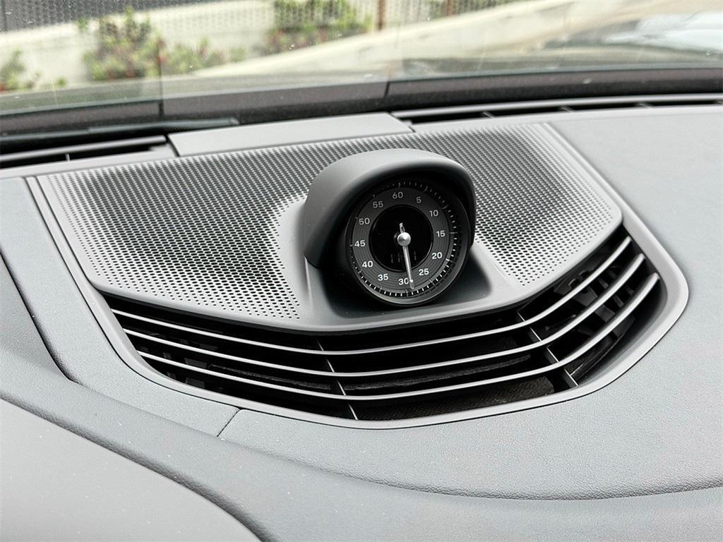 new 2025 Porsche Taycan car