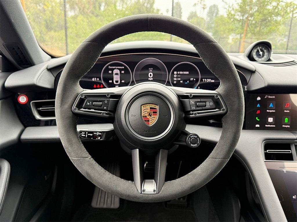 new 2025 Porsche Taycan car