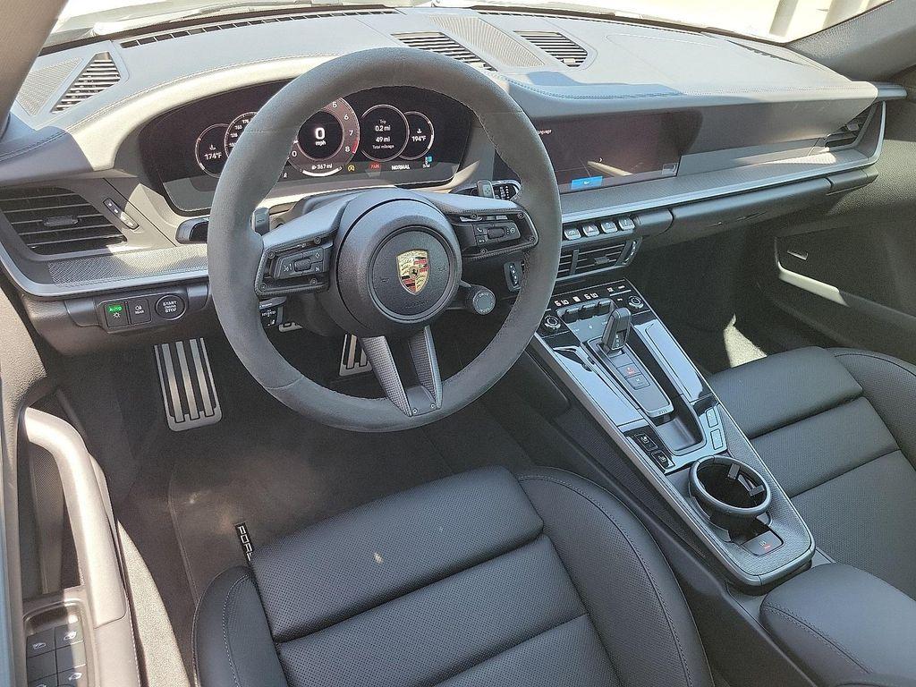 new 2025 Porsche 911 car