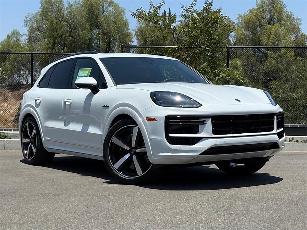 new 2025 Porsche Cayenne car