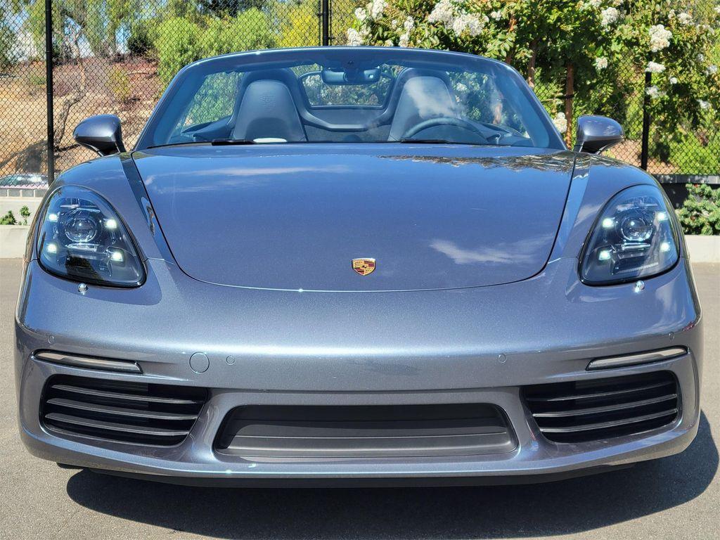 new 2025 Porsche 718 Boxster car