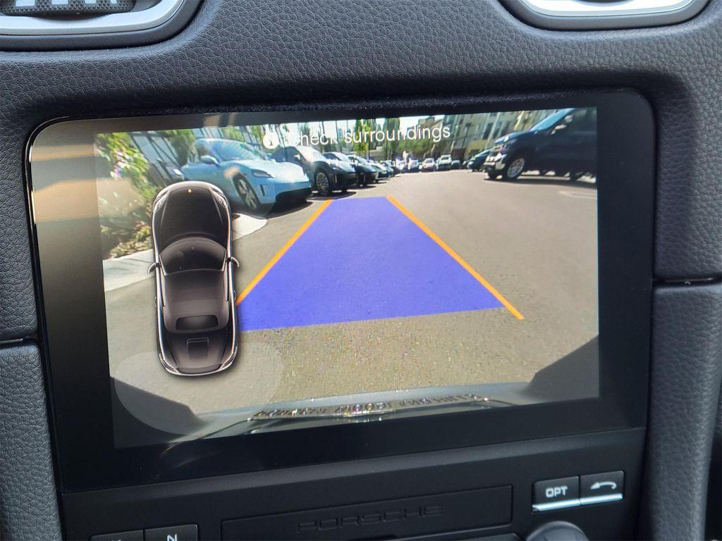 new 2025 Porsche 718 Boxster car