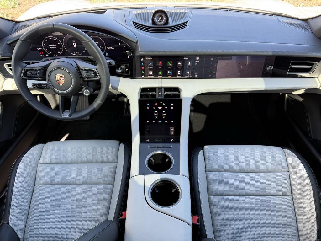 new 2025 Porsche Taycan car