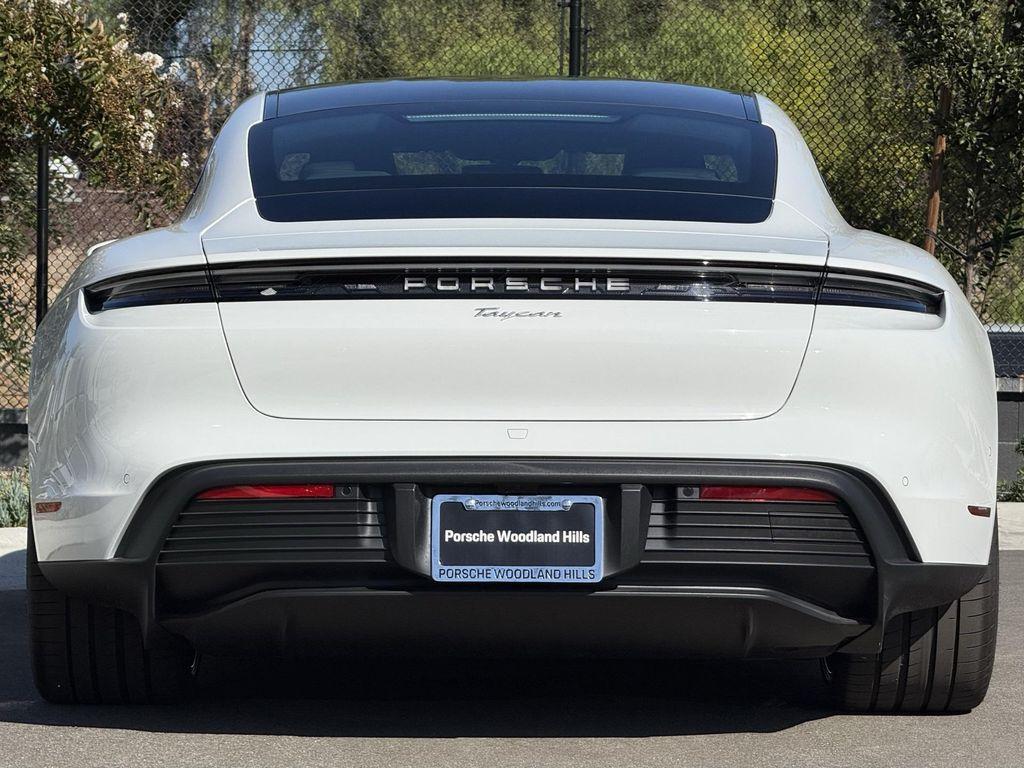 new 2025 Porsche Taycan car